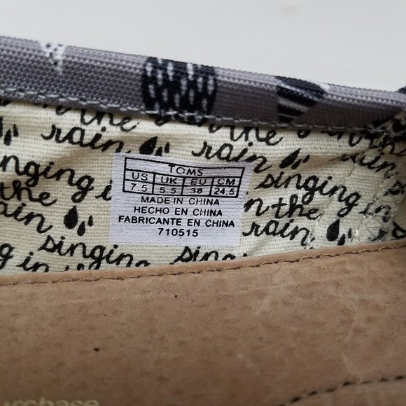 Toms Womens 7.5 Singing In The Rain Shoes Canvas Slip On Walking Gray - Picture 8 of 9